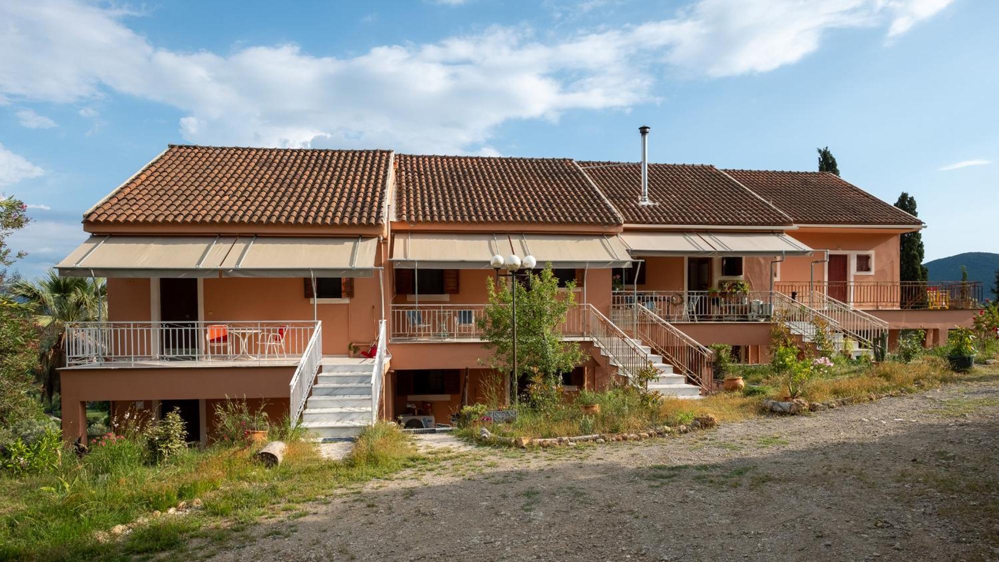 Kokkini Peach Budget Kokkínion Eksteriør bilde